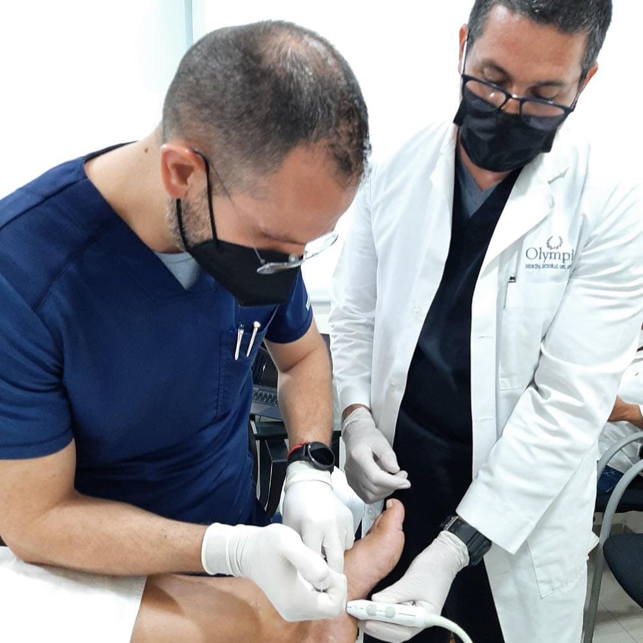 Orthopedic Stem Cell Therapy In Cancun Mexico By Dr. Wajid Burad Fonz Dr. Wajid Burad Fonz - Orthopedic Stem Cell Clinic in Cancun, Mexico